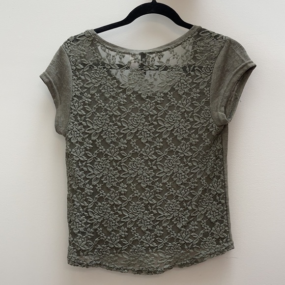 Dark green laced top from H&M in a size small. - Picture 2 of 2